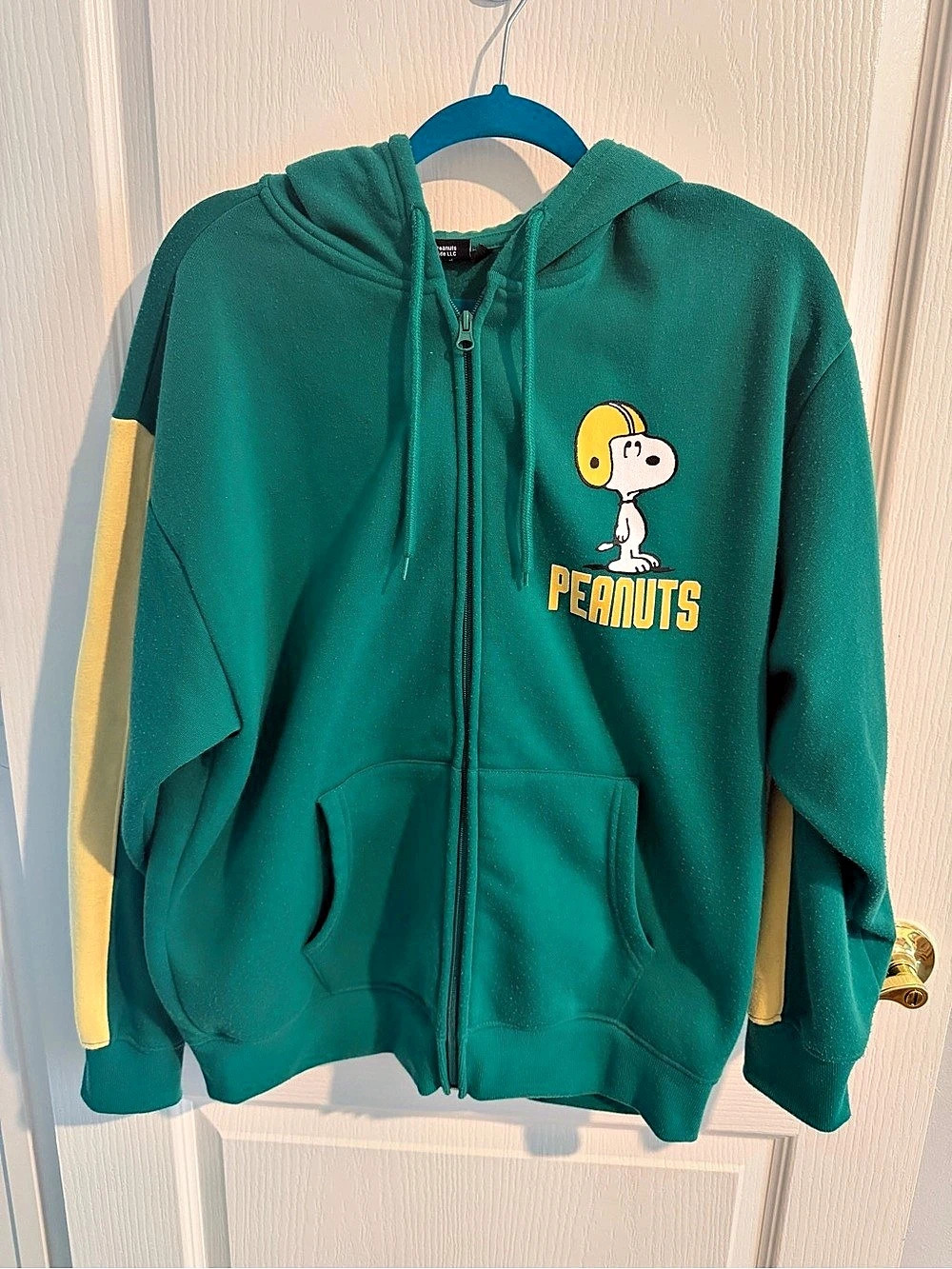 Peanuts 50 Graphic Hoodie XL Green & Yellow Like New